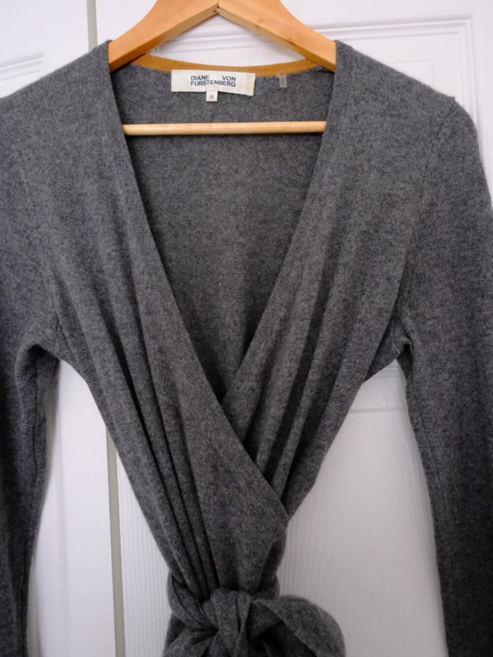 DVF 100% cashmere Grey wrap dress size M